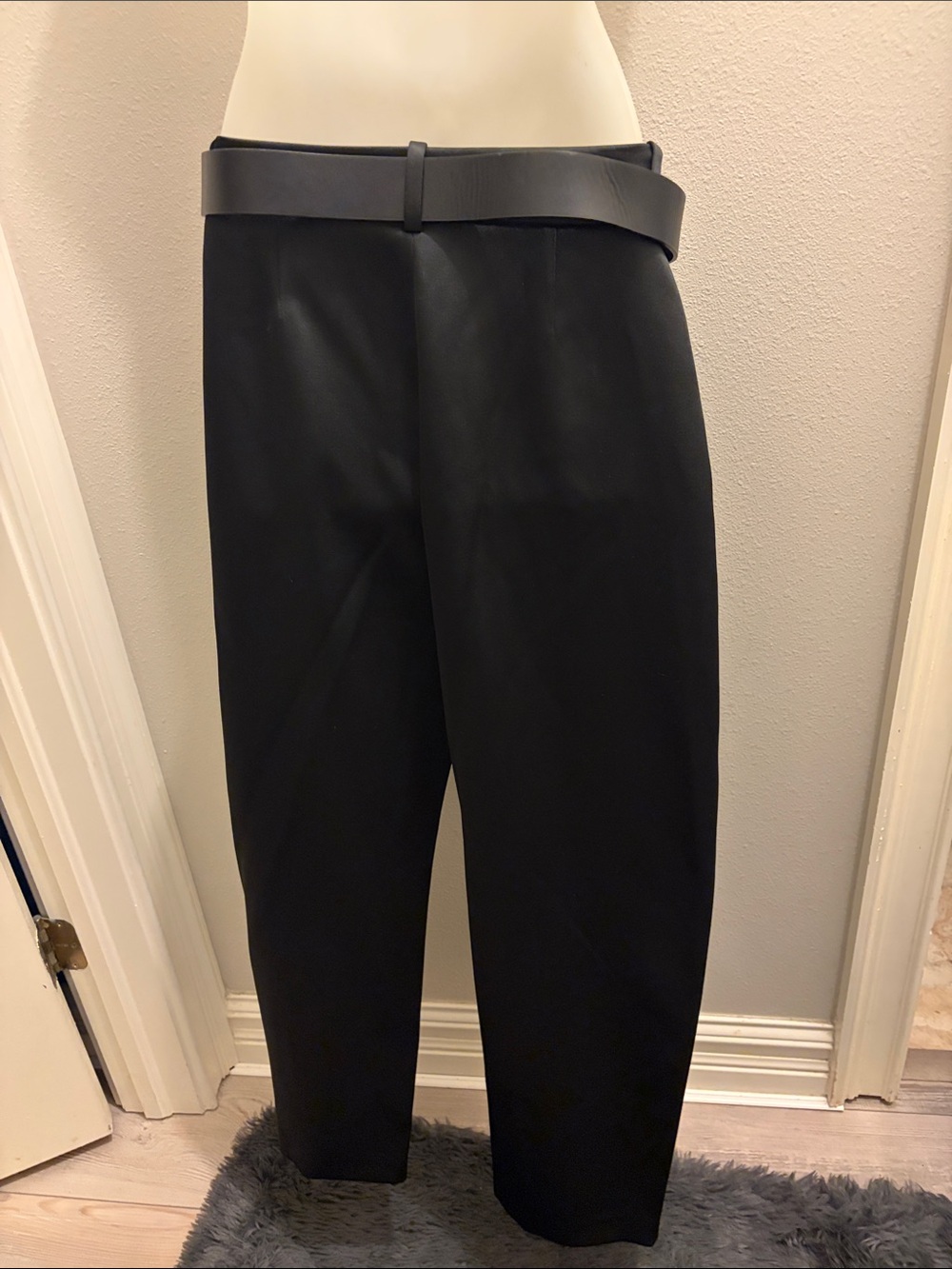 Zara Belted Black Barrel Wide-Leg Satin Pants NWT XS - Picture 5 of 6